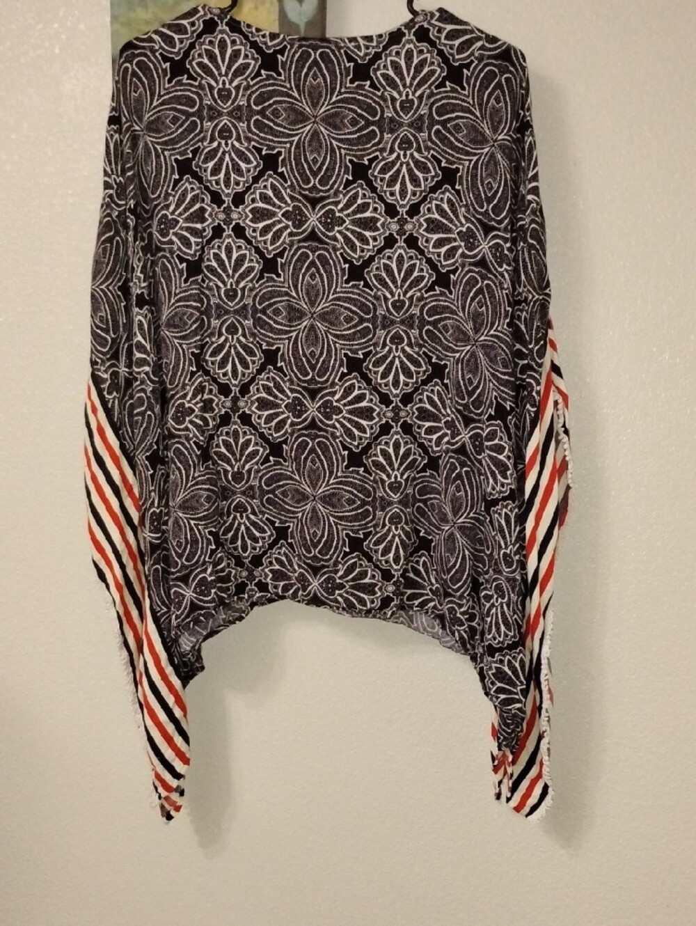 Democracy Black & White Floral Peasant Top with Striped Sleeves - Picture 3 of 7